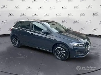 Usata VW Polo Trendline 80 CV (58 kW) 2018 Grigio Utilitaria