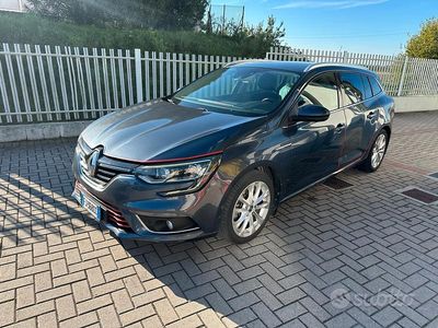 Usata Renault Mégane GrandTour Intens 131 CV (96 kW) 2017 Grigio Station wagon