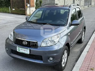 Usata Daihatsu Terios HIRO 105 CV (77 kW) 2009 Grigio SUV