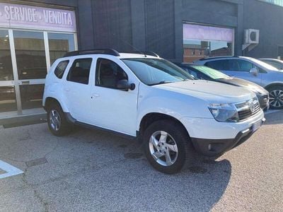 Usata Dacia Duster Lauréate 105 CV (77 kW) 2013 Bianco SUV