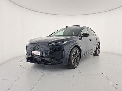 Nuova Audi SQ6 e-tron Ambiente 359 kW (489 CV) 2025 Blu plasma metallizzato SUV