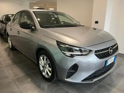 Usata Opel Corsa Elegance 75 CV (55 kW) 2021 Argento Utilitaria