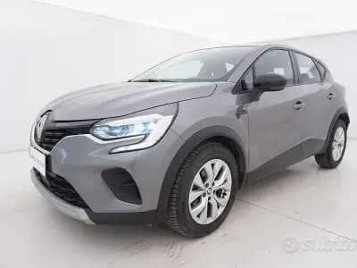 Usata Renault Captur Business 91 CV (66 kW) 2021 Grigio SUV