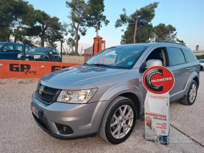 Usata Fiat Freemont 170 CV (125 kW) 2015 Grigio SUV