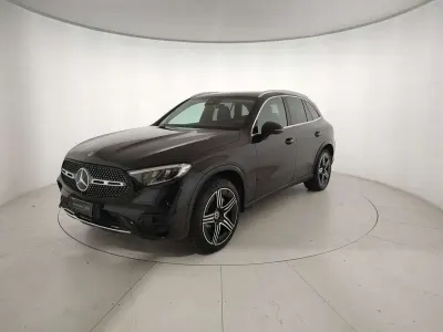 Usado Mercedes GLC300e Advanced 197 CV (144 kW) 2024 Gris SUV