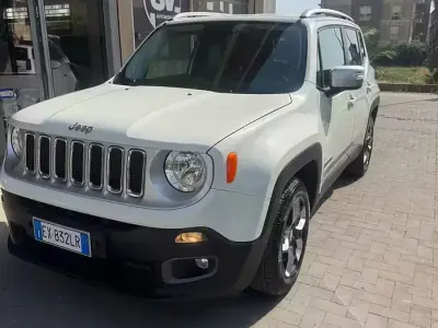 Usata Jeep Renegade Limited 120 CV (88 kW) 2015 Bianco SUV
