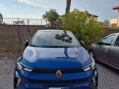 Nuova Renault 5 E-Tech 106 CV (77 kW) 2025 Bluazzurro Berlina
