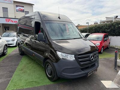 Usata Mercedes Sprinter 114 CV (83 kW) 2021 Marrone Furgone