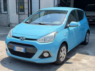 Usata Hyundai i10 Style 67 CV (49 kW) 2014 Blu/azzurro Utilitaria