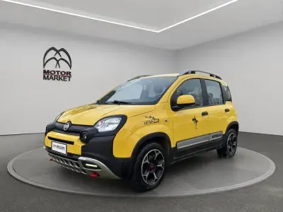 Usata Fiat Panda Cross Cross 70 CV (51 kW) 2021 Giallo/yellow Utilitaria