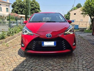Usata Toyota Yaris Hybrid Edition 73 CV (53 kW) 2018 Berlina