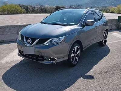 Usata Nissan Qashqai Tekna 131 CV (96 kW) 2017 Grigio SUV