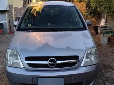 Usata Opel Meriva 110 CV (80 kW) 2005 Grigio Monovolume