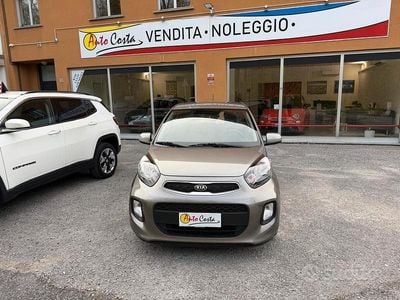 Usata Kia Picanto Active 66 CV (48 kW) 2016 Marrone Utilitaria
