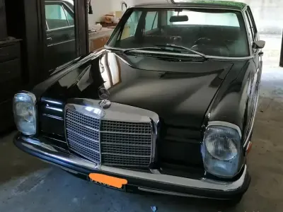 Usado Mercedes 220 1970 Negro Berlina