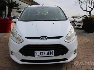 Usado Ford B-MAX Titanium 75 CV (55 kW) 2017 Blanco Monovolumen