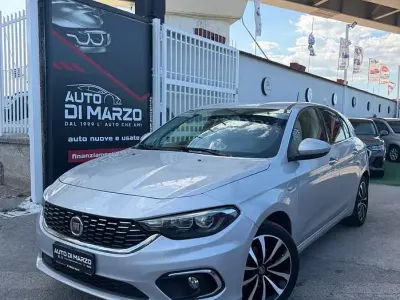 Usata Fiat Tipo Opening Edition 120 CV (88 kW) 2016 Grigio Berlina