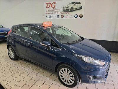 Usata Ford Fiesta 97 CV (71 kW) 2014 Blu Utilitaria