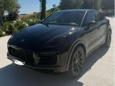 Usata Porsche Cayenne 340 CV (250 kW) 2022 Nero SUV