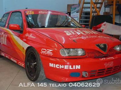 Usata Alfa Romeo 145 Quadrifoglio Verde 220 CV (161 kW) 1997 Rosso Utilitaria