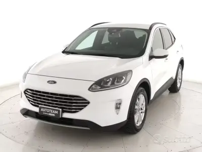 Usata Ford Kuga Business Edition 120 CV (88 kW) 2022 Bianco ghiaccio SUV