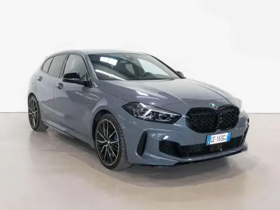 Usata BMW M135 306 CV (225 kW) 2021 Grigio chiaro Utilitaria