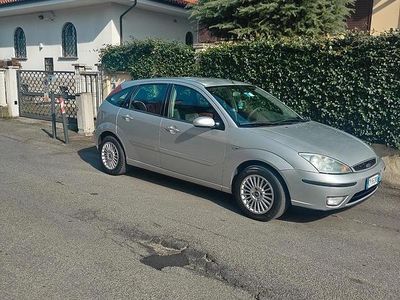 Usata Ford Focus Ghia 116 CV (85 kW) 2004 Berlina