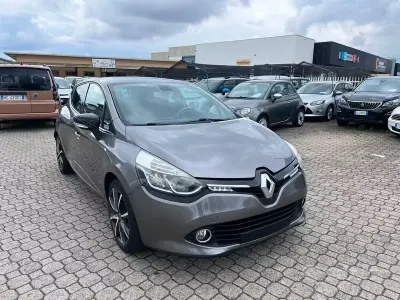 Occasion Renault Clio IV 90 PK (66 kW) 2016 Grijs Sedan