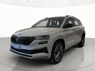 Usata Skoda Karoq SportLine 150 CV (110 kW) 2023 Grigio acciaio SUV