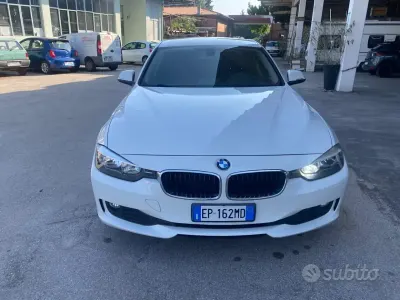 Usata BMW 320 184 CV (135 kW) 2012 Bianco Station wagon