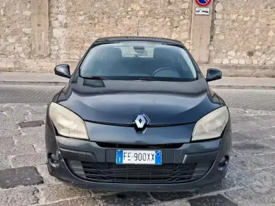 Brugt Renault Mégane Dynamique 110 HK (80 kW) 2009 Grå Sedan