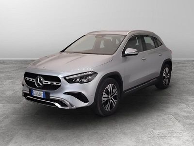 Usata Mercedes GLA180 Advanced 116 CV (85 kW) 2025 Argento SUV