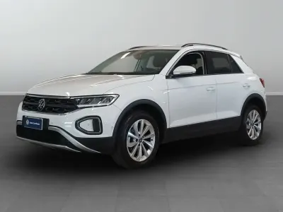 Usata VW T-Roc Edition 116 CV (85 kW) 2024 9p bianco SUV