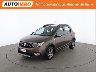 Usata Dacia Sandero Stepway 90 CV (66 kW) 2017 Marrone SUV