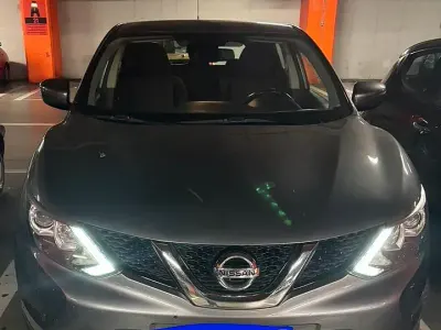 Usata Nissan Qashqai 131 CV (96 kW) 2014 Grigio SUV