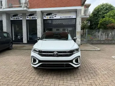 Usata VW T-Roc R-line 150 CV (110 kW) 2024 Bianco SUV