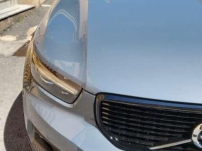 Usata Volvo XC40 129 CV (94 kW) 2021 Grigio SUV