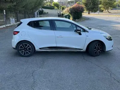 Usata Renault Clio IV 75 CV (55 kW) 2016 Bianco Berlina