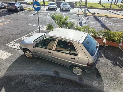 Usata Citroën Saxo 1999 Grigio Utilitaria
