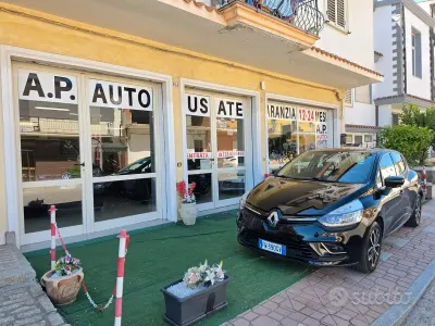 Usata Renault Clio IV Business 75 CV (55 kW) 2019 Nero Berlina