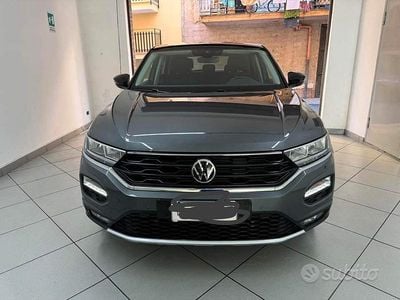Usata VW T-Roc Style 150 CV (110 kW) 2021 Grigio SUV