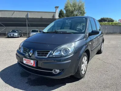 Usata Renault Scenic E-Tech Dynamique 110 CV (80 kW) 2009 Grigio Monovolume