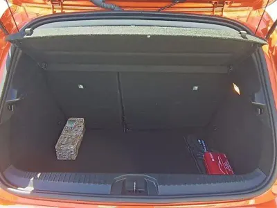 Usata Renault Clio Equilibre 100 CV (73 kW) 2023 Arancione Utilitaria