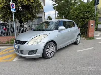 Usata Suzuki Swift GL 92 CV (67 kW) 2010 Grigio Utilitaria