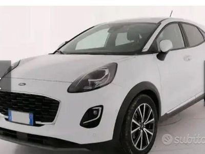 Usata Ford Puma 125 CV (91 kW) 2022 Bianco SUV