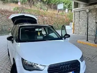 Usata Audi A1 Sportback Ambition 122 CV (89 kW) 2013 Bianco Utilitaria
