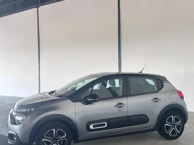 Usata Citroën C3 Shine 102 CV (75 kW) 2022 Grigio Utilitaria