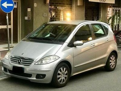 Usata Mercedes A180 Elegance 109 CV (80 kW) 2007 Argento Monovolume
