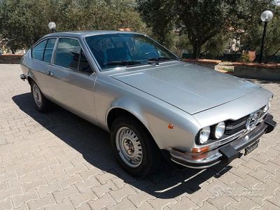 Begagnad Alfa Romeo Alfetta GT/GTV 1970 Grå Sportkupé