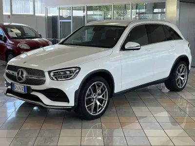 Usata Mercedes GLC220 Premium 194 CV (142 kW) 2022 Bianco SUV
